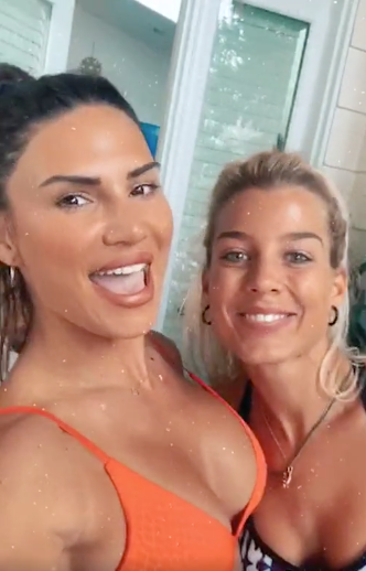 Lauren Abraham and Dominique Storelli: 20 Min Full Body Home Workout